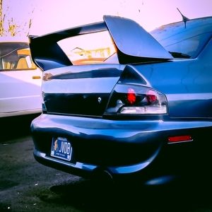 Meet your Posher, Leila